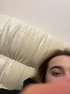 TiffanyCouture online show from 02-28-26, 05:45