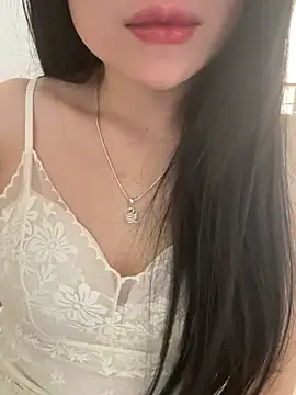 Snapshot of Tinn_tin chatting on 05-24-26, 07:41 Tinn tin online show from 05-24-26, 07:41