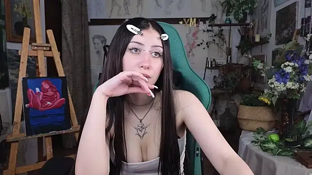 EffieMeowley online show from 05-24-26, 07:08