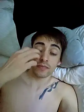 Snapshot of gastontwink chatting on 02-26-26, 07:03 gastontwink online show from 02-26-26, 07:03