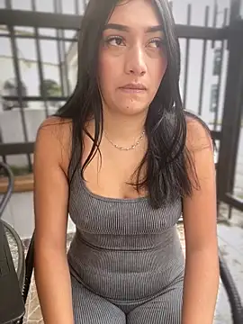 GeorgiaPink  online show from 03-26-26, 06:17