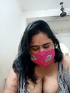 Snapshot of diyadey chatting on 06-06-26, 08:03 diyadey online show from 06-06-26, 08:03