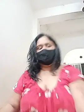 Snapshot of diyadey chatting on 05-20-26, 07:33 diyadey online show from 05-20-26, 07:33