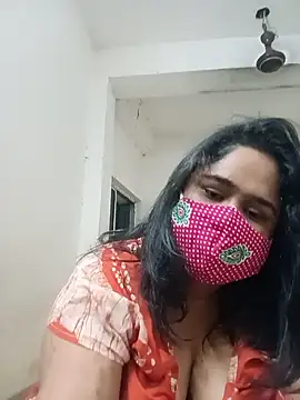 Snapshot of diyadey chatting on 06-13-26, 10:19 diyadey online show from 06-13-26, 10:19