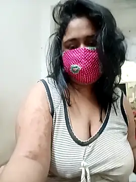 Snapshot of diyadey chatting on 06-10-26, 10:00 diyadey online show from 06-10-26, 10:00