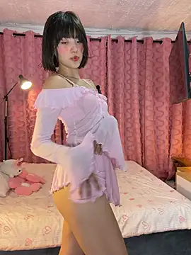 AitanaJhons  online show from 04-06-26, 10:49