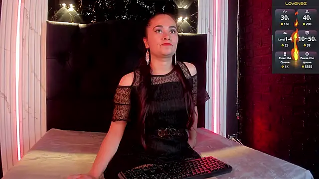  Macadamiia  online show from 03-05-26, 03:36