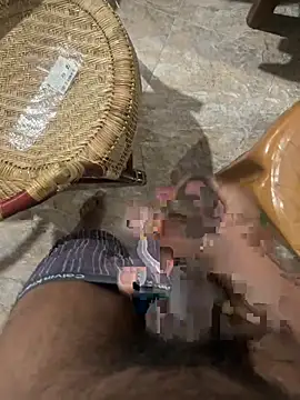 Snapshot of dvnd97 chatting on 04-03-26, 05:52 dvnd97 online show from 04-03-26, 05:52