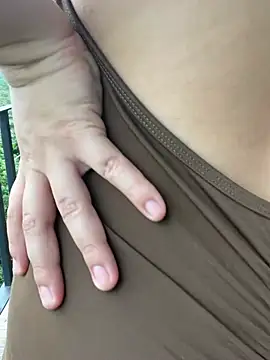 Snapshot of Pamela222- chatting on 03-02-26, 02:02 Pamela222- online show from 03-02-26, 02:02