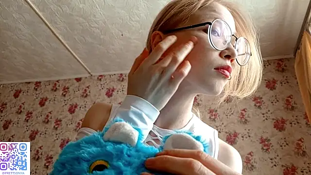 Snapshot of SoniqBliss chatting on 03-01-26, 07:19 SoniqBliss online show from 03-01-26, 07:19