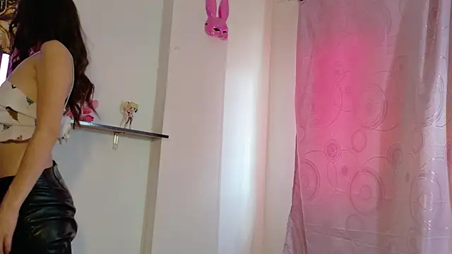 Miis Beella online show from 03-31-26, 08:11