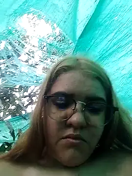 single kitten online show from 03-25-26, 12:59