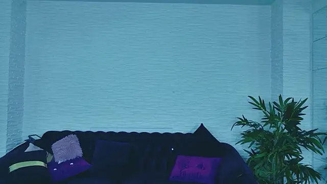 LannaSkyy online show from 04-04-26, 06:03