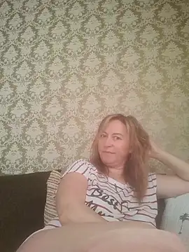 Snapshot of ChristinaYork chatting on 06-05-26, 05:01 ChristinaYork online show from 06-05-26, 05:01