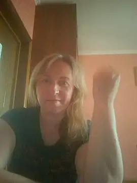 Snapshot of ChristinaYork chatting on 06-06-26, 03:06 ChristinaYork online show from 06-06-26, 03:06