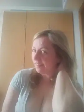 ChristinaYork online show from 05-04-26, 02:31