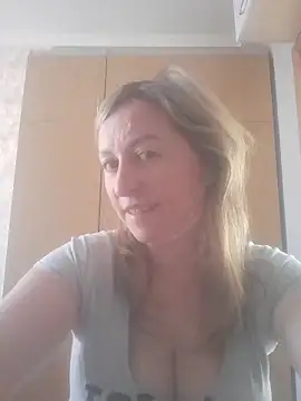 Snapshot of ChristinaYork chatting on 06-15-26, 07:19 ChristinaYork online show from 06-15-26, 07:19