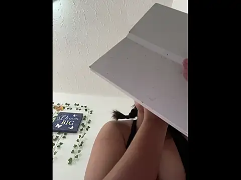 aurora bela online show from 03-07-26, 10:04