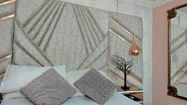 EmeelyMuller online show from 04-02-26, 04:19