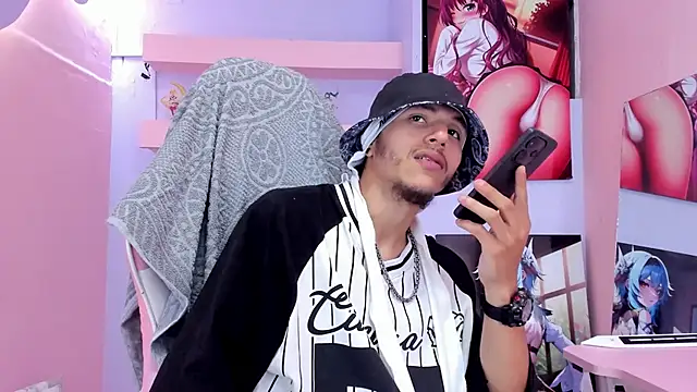 DanteLuxx online show from 04-29-26, 03:43