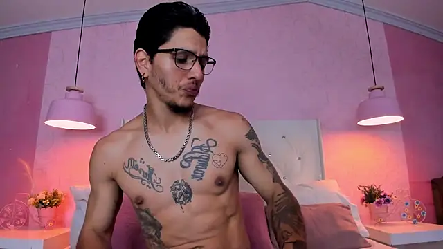 Snapshot of DanteLuxx chatting on 02-27-26, 03:51 DanteLuxx online show from 02-27-26, 03:51