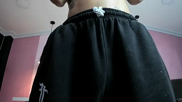 DanteLuxx online show from 04-28-26, 02:27