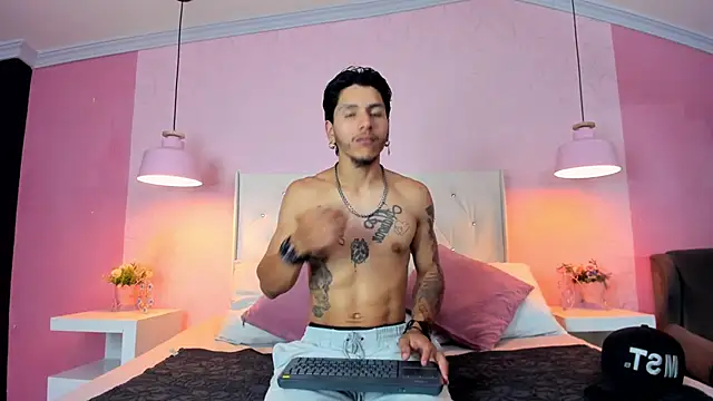 DanteLuxx online show from 03-26-26, 03:49