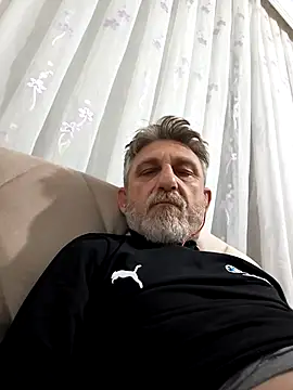 Snapshot of arelll34 chatting on 02-26-26, 11:38 arelll34 online show from 02-26-26, 11:38