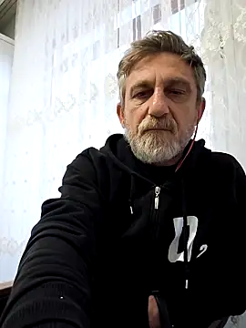 arelll34 online show from 04-10-26, 03:08