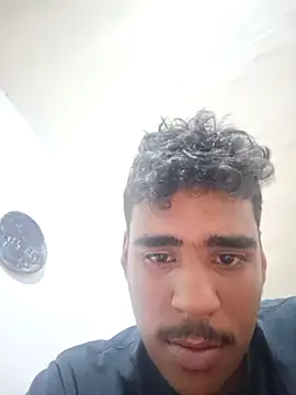 luis230436 online show from 02-26-26, 12:43