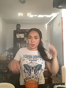 SofiBaez online show from 05-12-26, 12:33