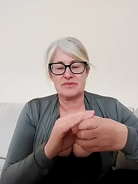 FlirtyFleur-x online show from 04-03-26, 11:16