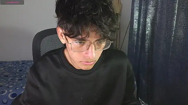 noah millerx online show from 05-21-26, 04:32