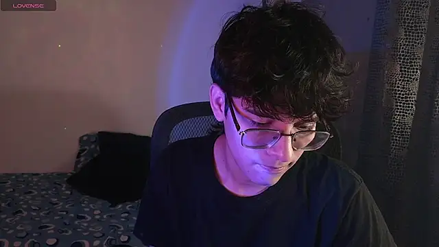 Snapshot of noah_millerx chatting on 02-27-26, 05:51 noah millerx online show from 02-27-26, 05:51