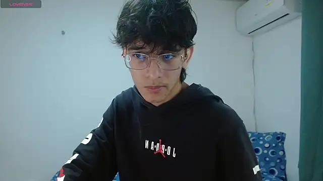 noah millerx online show from 05-02-26, 03:34