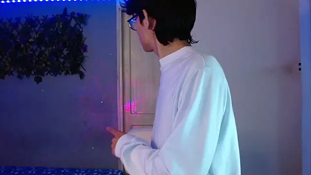 noah millerx online show from 03-10-26, 03:43