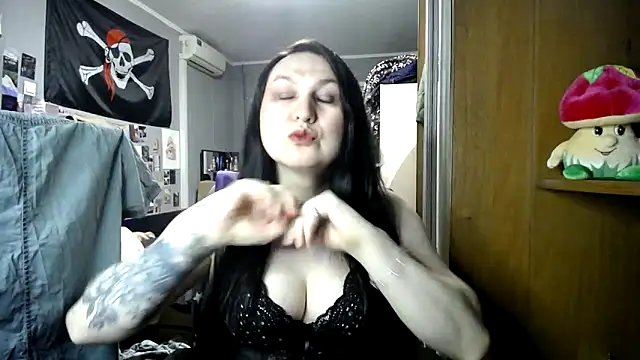 Snapshot of EvaBeautyXx chatting on 03-02-26, 09:33 EvaBeautyXx online show from 03-02-26, 09:33