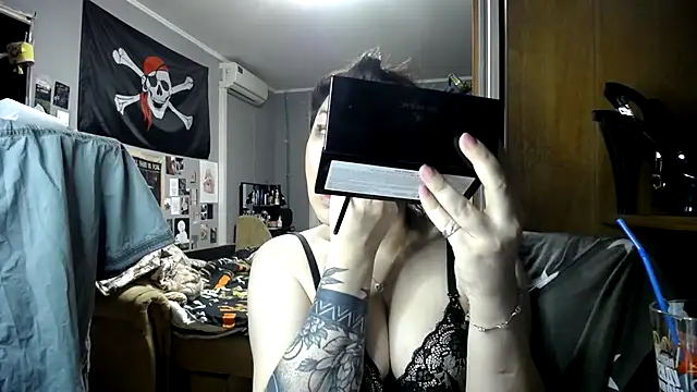 EvaBeautyXx online show from 03-11-26, 09:42