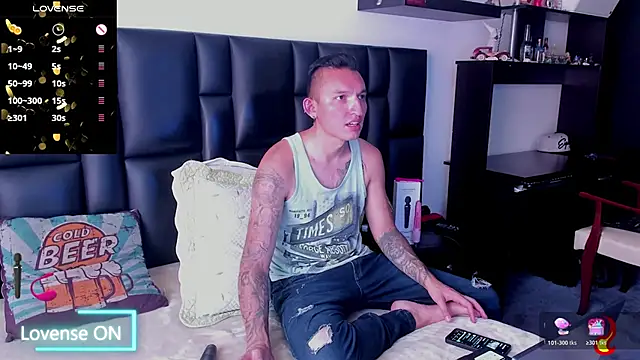 Snapshot of Mike_Waters chatting on 02-28-26, 09:36 Mike Waters online show from 02-28-26, 09:36