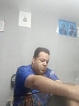 Snapshot of UrsoBissexualPauGrosso chatting on 05-02-26, 03:01 UrsoBissexualPauGrosso online show from 05-02-26, 03:01