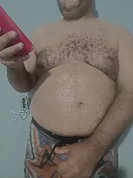 Snapshot of UrsoBissexualPauGrosso chatting on 04-16-26, 12:33 UrsoBissexualPauGrosso online show from 04-16-26, 12:33