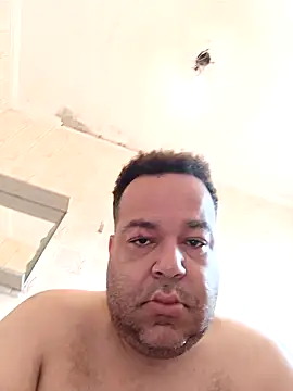 Snapshot of UrsoBissexualPauGrosso chatting on 03-27-26, 12:17 UrsoBissexualPauGrosso online show from 03-27-26, 12:17