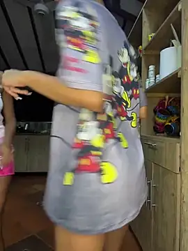 SAMY AND ARI online show from 04-08-26, 10:17