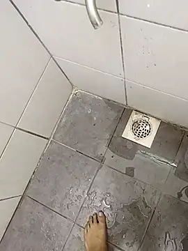 Snapshot of mrnaked chatting on 02-26-26, 06:02 mrnaked online show from 02-26-26, 06:02