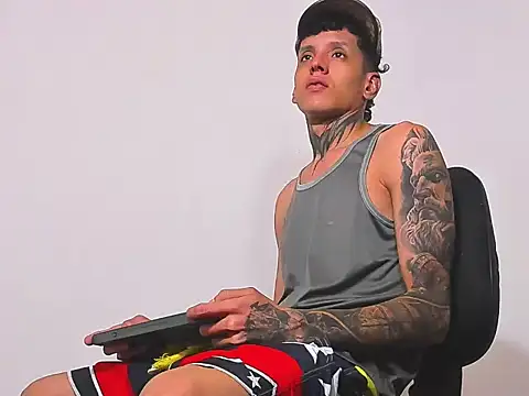gabriel reyes21 online show from 05-19-26, 12:56