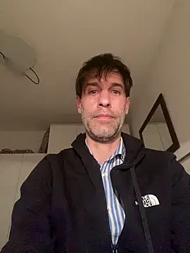 Alessandro7979 online show from 04-20-26, 02:58