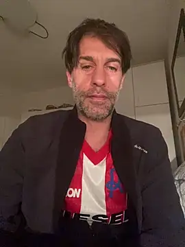 Alessandro7979 online show from 03-26-26, 11:46