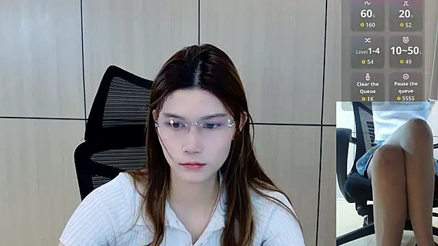 Snapshot of zhen-68 chatting on 07-07-26, 02:14 zhen-68 online show from 07-07-26, 02:14