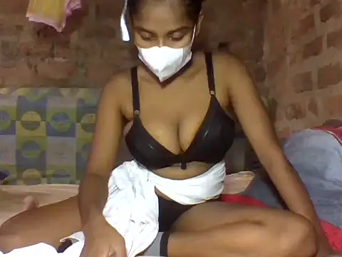 ishini4321 online show from 05-26-26, 07:50