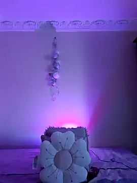 LunaBlaise online show from 07-12-26, 07:20